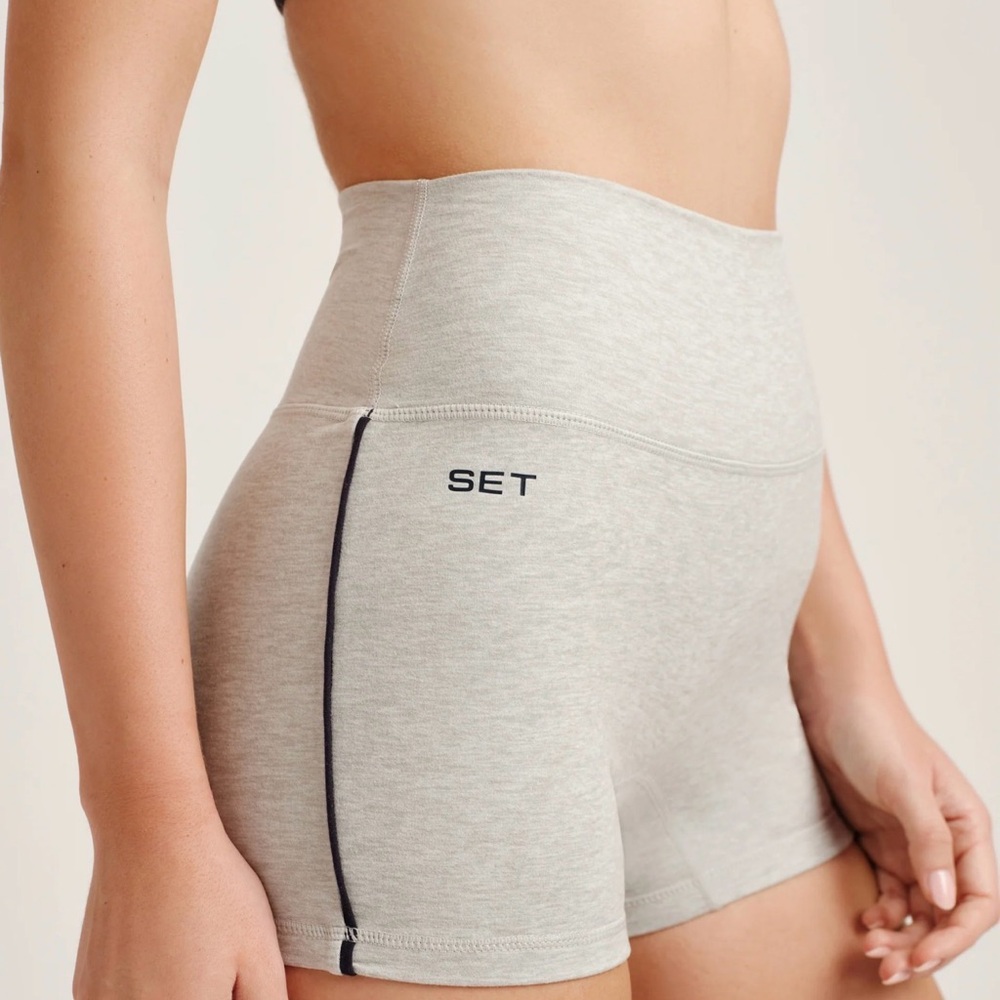 Set Active Formcloud Cloud Pipe Shorts - image 1